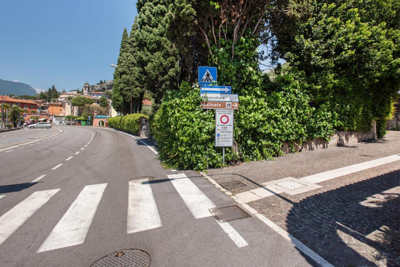 Casa Valery Apartment Torbole Sul Garda Екстериор снимка