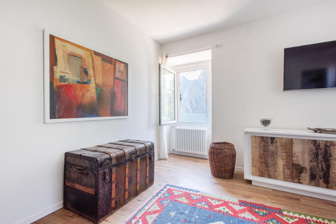 Casa Valery Apartment Torbole Sul Garda Екстериор снимка